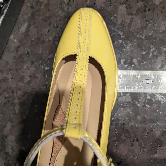 NWOT Yellow T-Strap The Office Of Angela Scott Heels Dustbag Included No Box - Picture 8 of 10